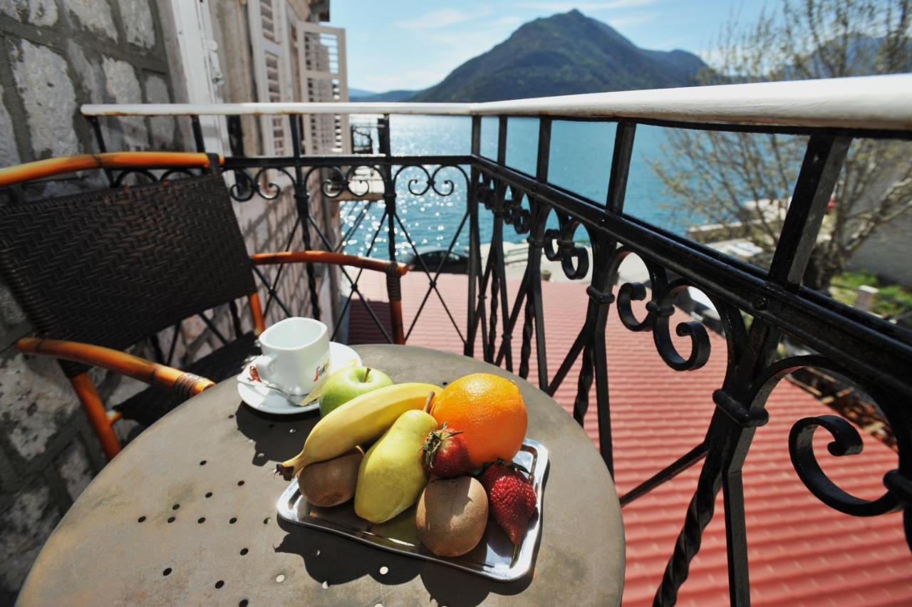 Lady Of The Rocks Apartments Πέραστ Εξωτερικό φωτογραφία